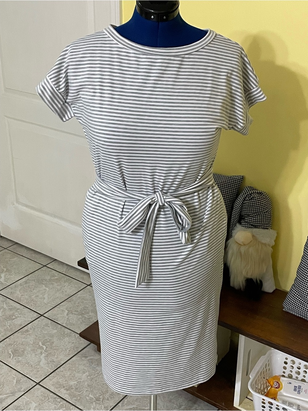 Striped Tie-Waist Midi Dress in Light Gray and White